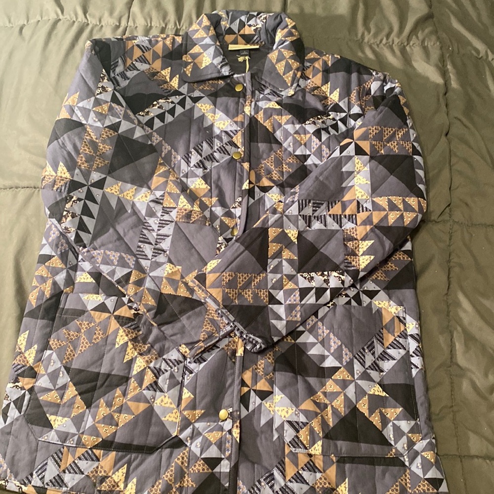 Universal thread light weight coat